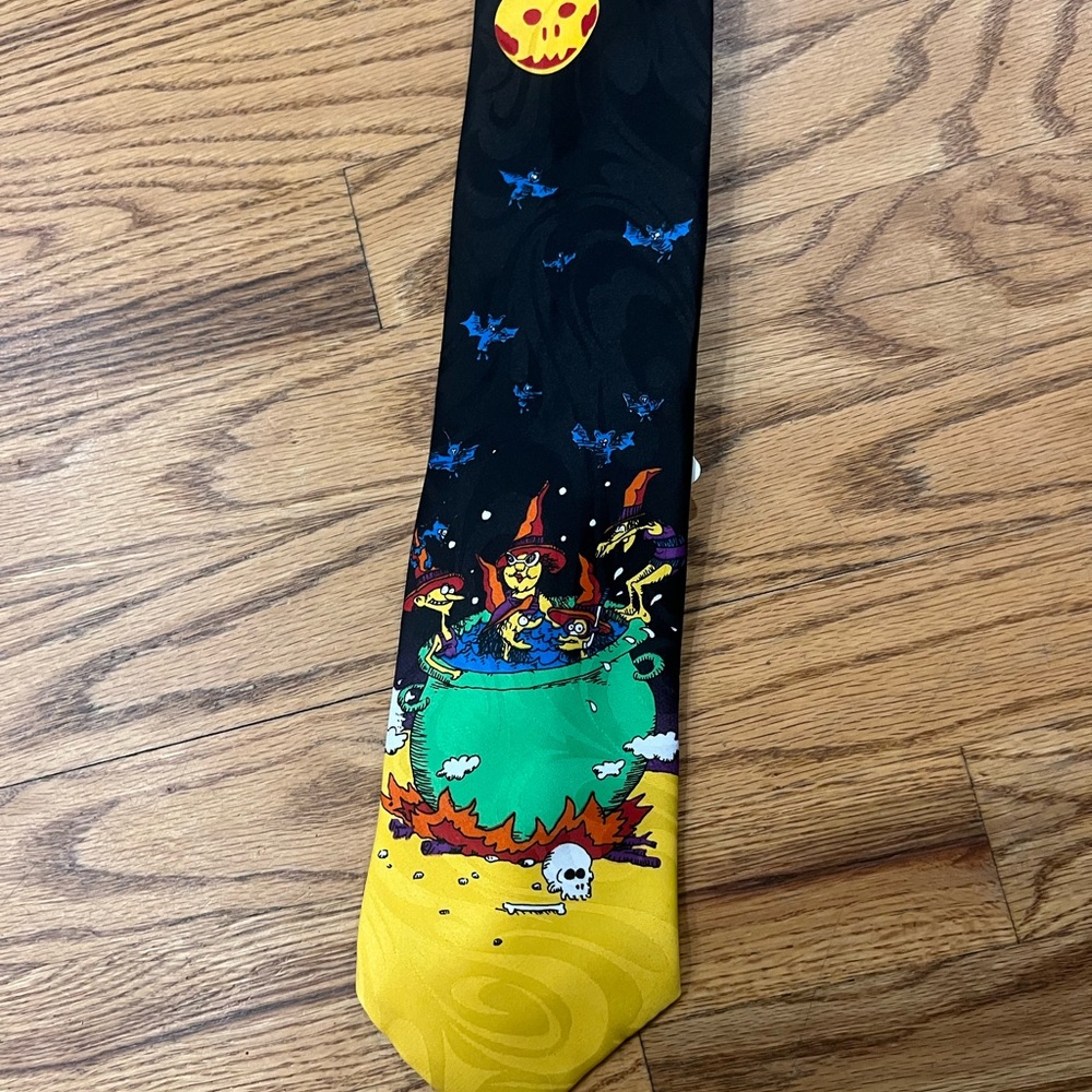 Hallmark Halloween Tie with Purple and Yellow Design